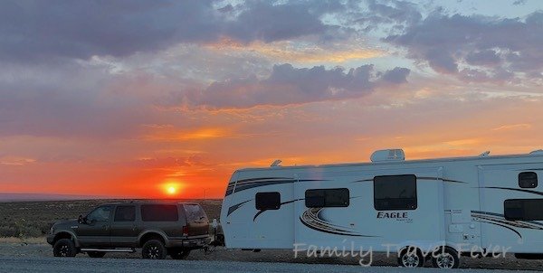 Family RV camping checklist with kids - download checklist