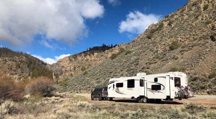 Guide to Boondocking Finding Free RV Camspites