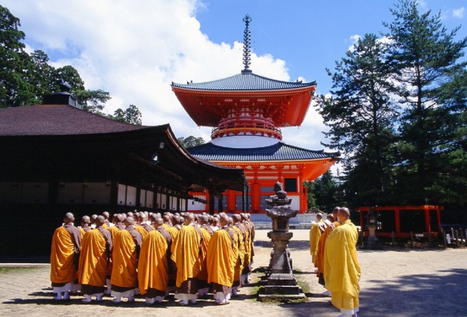 Koyasan: mt. koya guided private walking day tour a detailed look at the experience