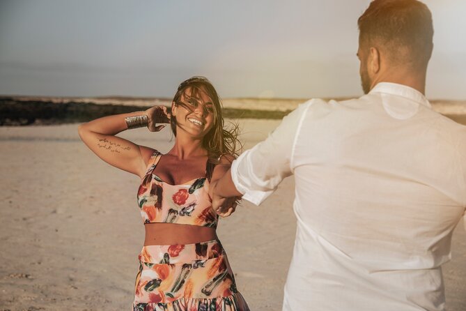 Romantic and fun couple shooting in corralejo: capture your love! who is this tour best for?