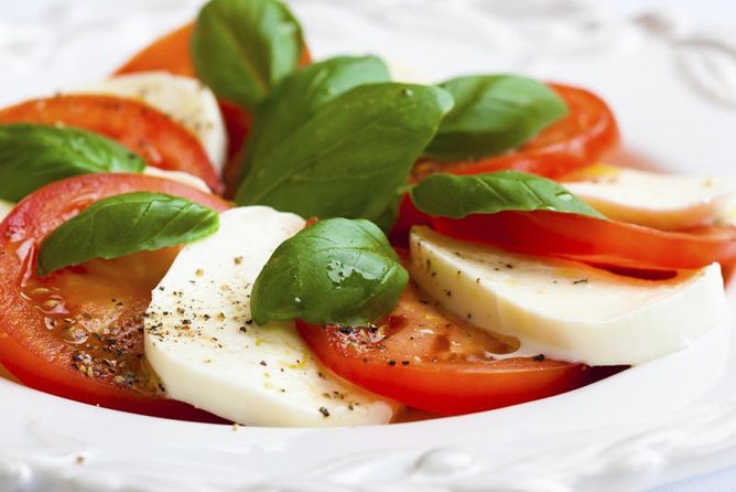 Farm-to-Table Experience: Olive Oil, Garden Tour & Nonnas Lunch - The Experience: What You Can Expect from Start to Finish
