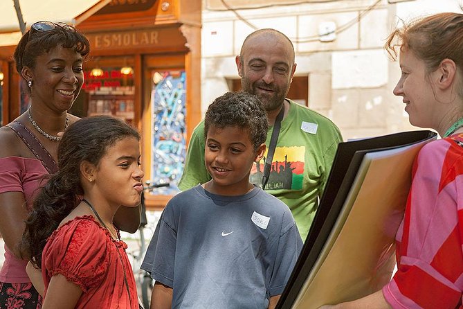 Kids and Family Gothic Quarter Walking Tour in Barcelona - Itinerary Breakdown: What to Expect