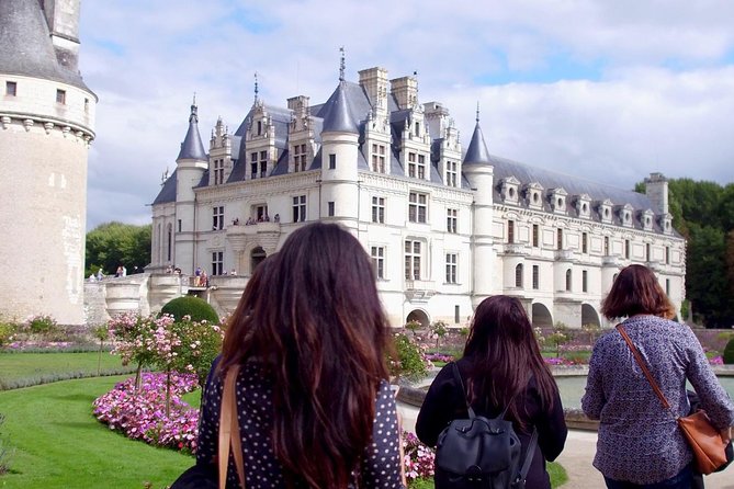 Loire Valley Day Tour Chambord and Chenonceau plus Lunch at a Private Castle - Authentic Experiences & Authenticity