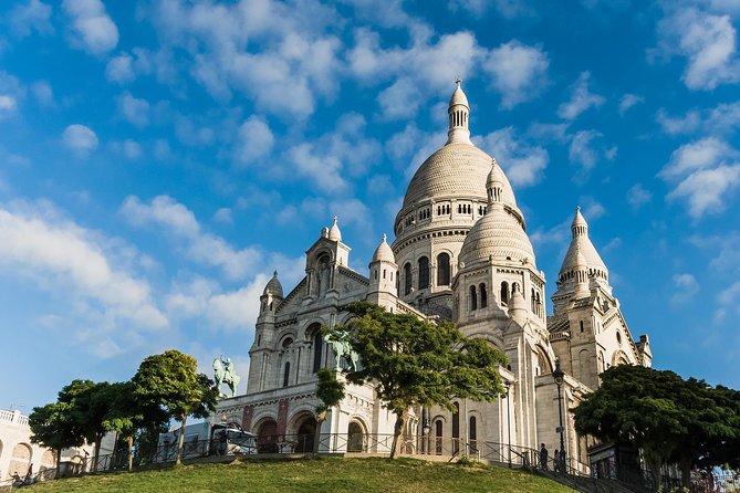 Family Treasure Hunt in Montmartre - Stop 3: Place du Tertre