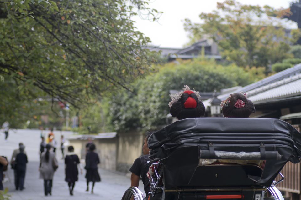 Kyoto: Private Rickshaw Tour of Gion and Higashiyama Area - Why Guests Keep Coming Back: The Authentic Touch