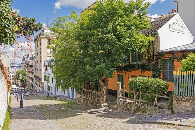 Family Treasure Hunt in Montmartre - What the Reviews Say