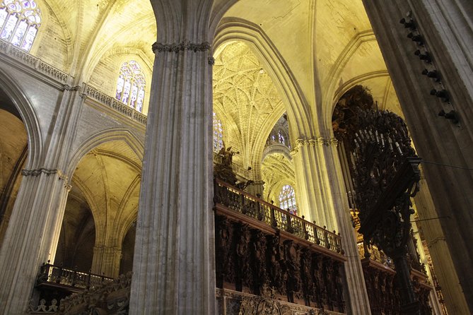 Seville highlights: private family guided tour how the tour works: structure and flow