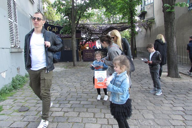 Family Treasure Hunt in Montmartre - Practical Considerations