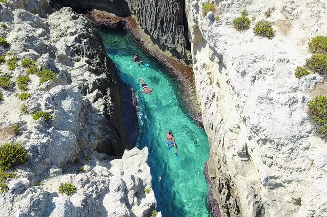 Exclusive boat tour in Tropea. Just you and your family - 4 hours - Highlights of the Tropea Private Boat Tour