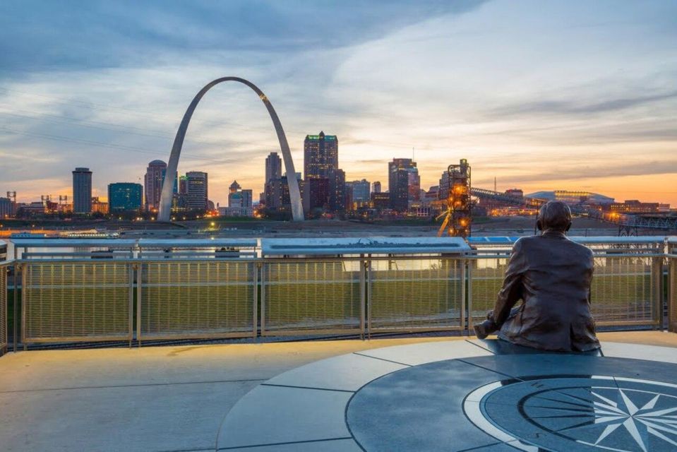 Exploring St. Louis with the Family Walking Tour - Highlights
