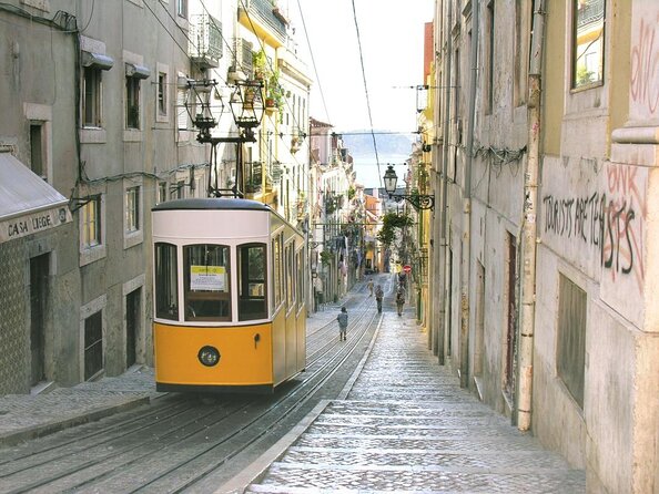 Family Tour: Essential Lisbon - Highlights