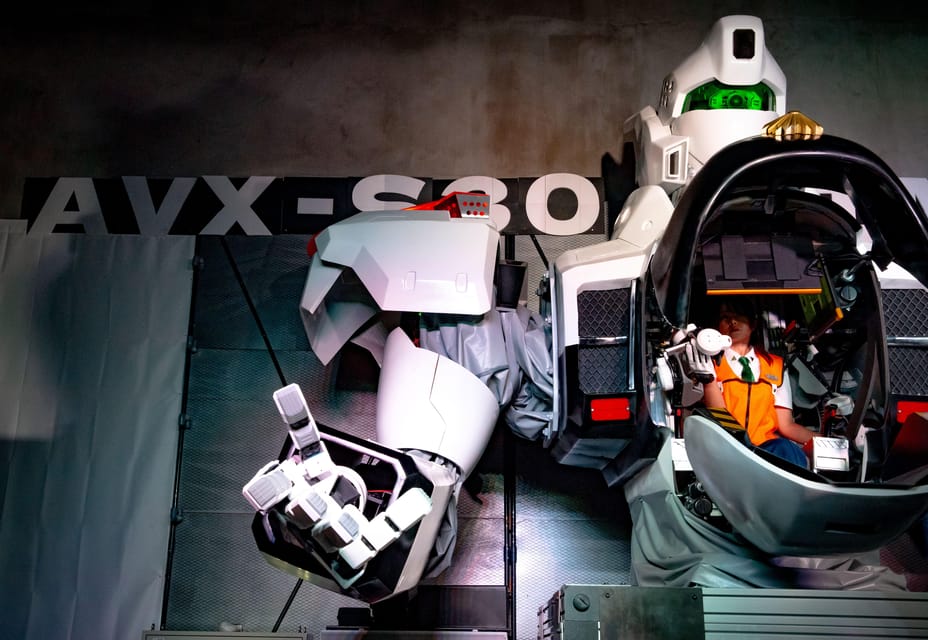 ViewingFactory tour of giant robot Ingram - Highlights