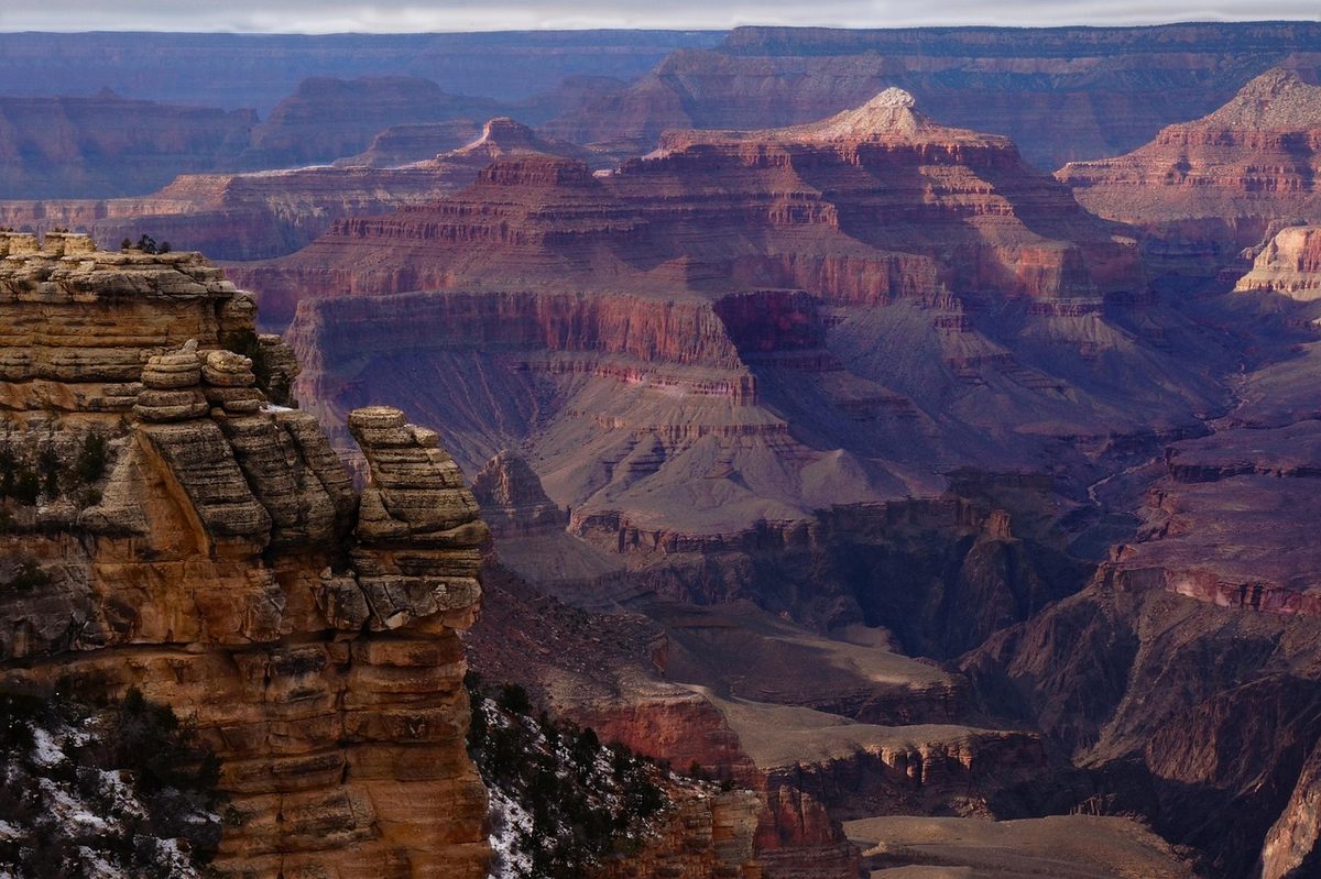 Bright Angel Trail descending into the Grand Canyon