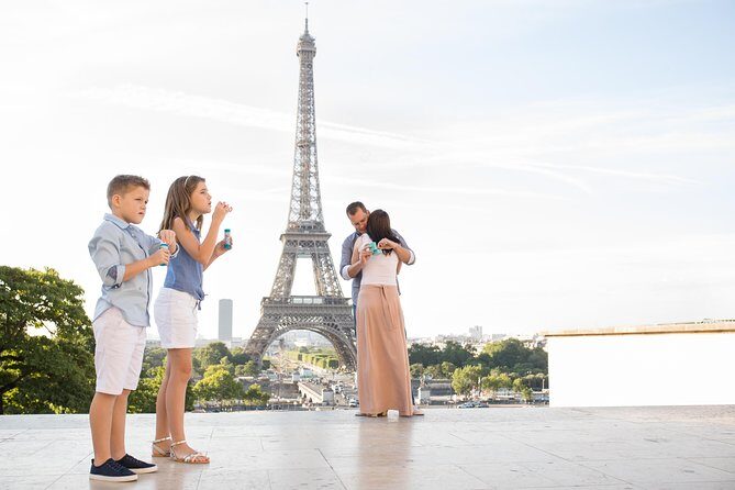 1-hour Photoshoot at the Eiffel Tower Trocadero Paris - Your 1-Hour Plan: Esplanade du Trocadéro to Bir-Hakeim