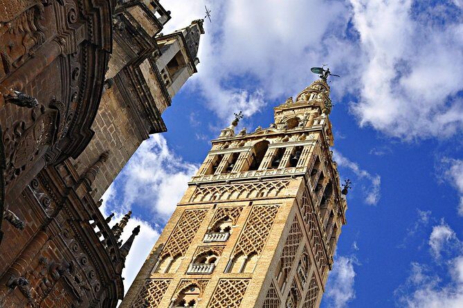 3-hour Seville Cathedral and Alcazar Skip-the-Line Combo Tour - Giralda views in 15 minutes: quick payoff, real payoff