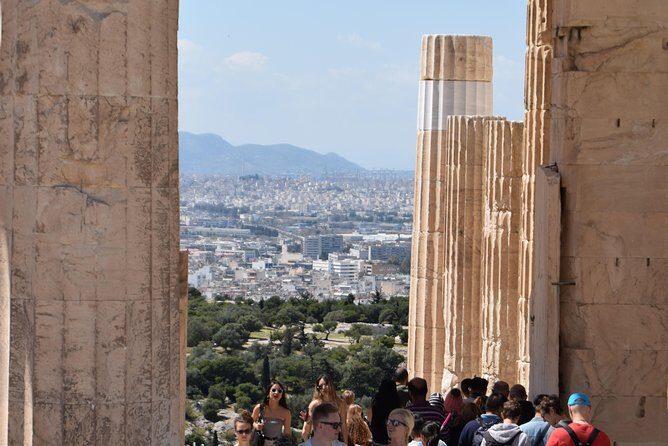 Acropolis & Acropolis Museum Group tour in German or Dutch - Meeting point, walking route, and where your day actually ends