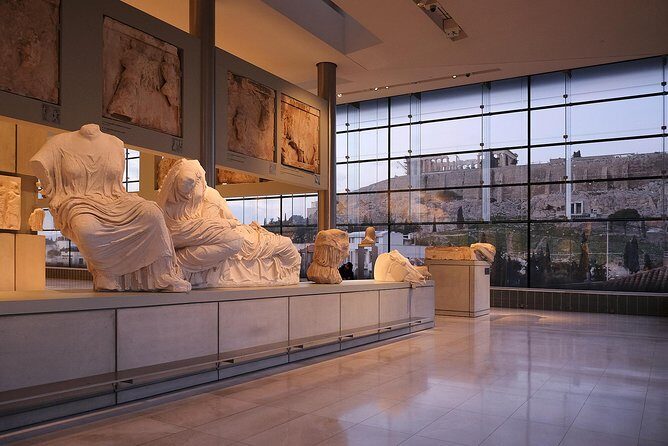 Acropolis and Acropolis Museum (Small Group Afternoon Walking Tour) - Meeting at Makrigianni 4 and navigating the flow