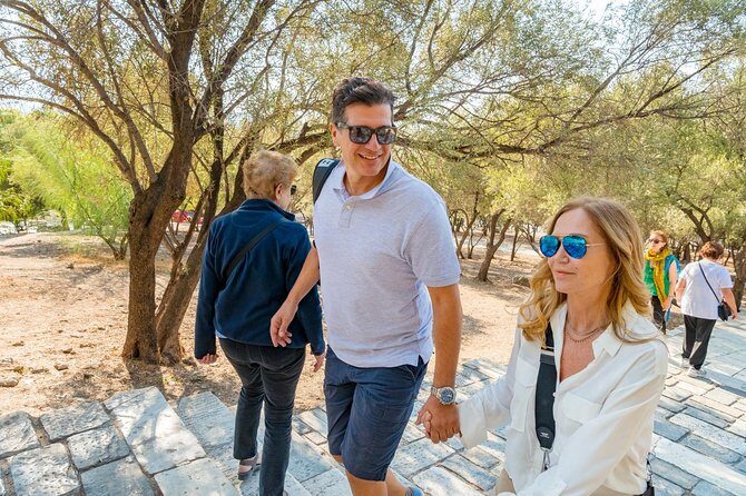 Acropolis & Plaka Neighbourhood Private Tour with Licensed Expert - The guide experience: licensed experts, pacing control, and hearing clearly