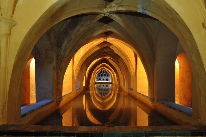 Alcázar, Cathedral & Giralda: Guided Tour with Fast-Track Tickets - Who this tour fits best (and who might skip it)