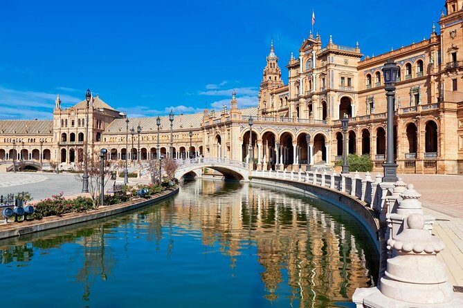 Alcazar, Cathedral, Plaza De España And Maria Luisa Park Private Tour - Key Points to Know Before You Go