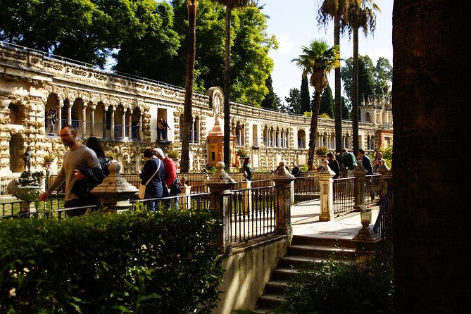 Alcazar of Seville Exclusive Group, max. 9 travelers - Meeting ID details: the small rule that affects your entry