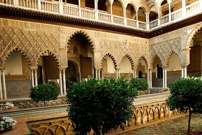 Alcazar of Seville Tour with Skip the Line Ticket - Small-Group Dynamics: What Up to 30 People Means in Real Life