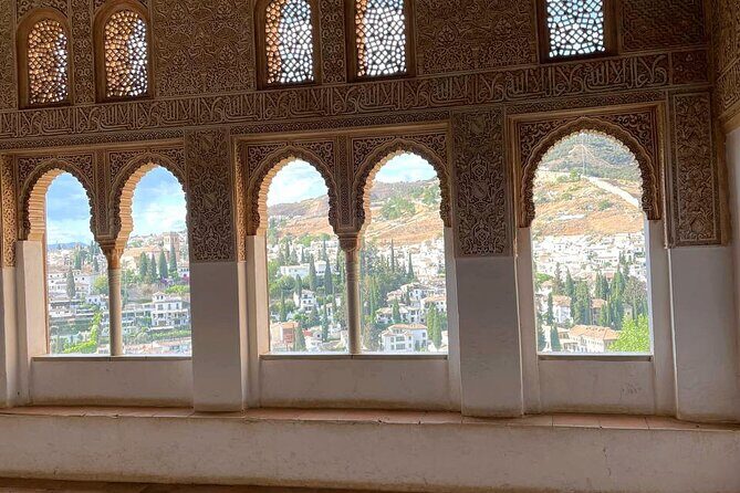 Alhambra and Nasrid Palaces Guided Tour with Tickets - Price and Value: Is $230 Worth It?