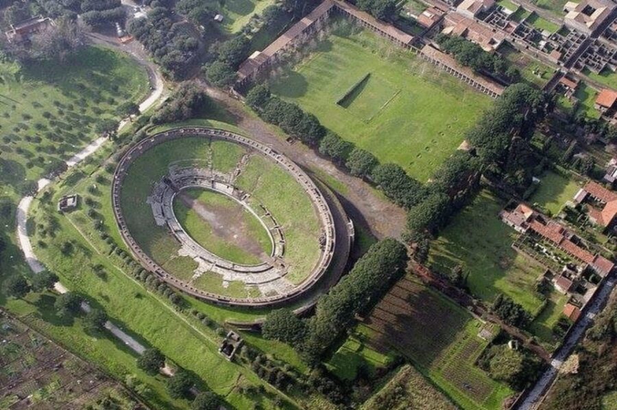 Amalfi Coast: Pompeii Guided Tour with Skip-the-Line Entry - Pompeii’s major highlights: streets, temples, shops, and houses