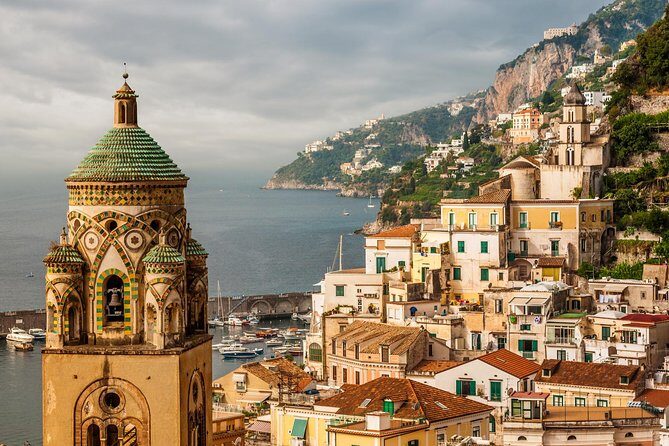 Amalfi & Pompeii: 3-Day Adventure from Rome - Naples as a transit moment: don’t expect a full stop