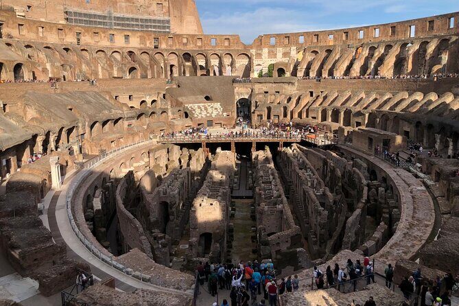 Ancient Rome unveiled: Colosseum with audioguide - Palatine Hill: where the Roman elite lived