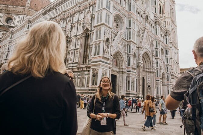 Artful Eight: 8 Wonders of Florence in Accademia, Center & Uffizi - Piazza della Signoria: Florence’s Outdoor Museum and Palazzo Vecchio