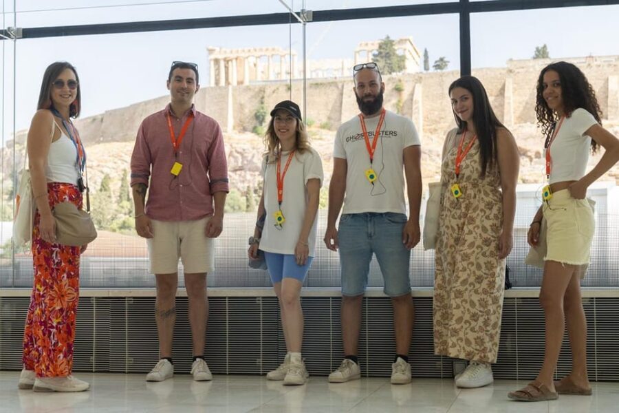 Athens: Acropolis and Acropolis Museum Premium Guided Tour - Photo stops and the summit break: when the views actually land