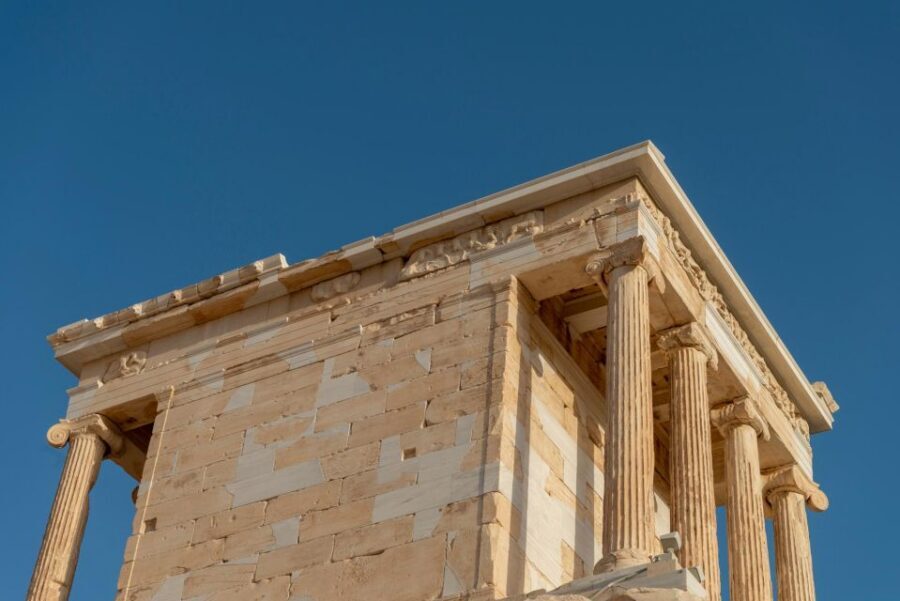 Athens: Acropolis FULLY PRIVATE Tour with Licensed Guide - What makes a fully private Acropolis tour worth it