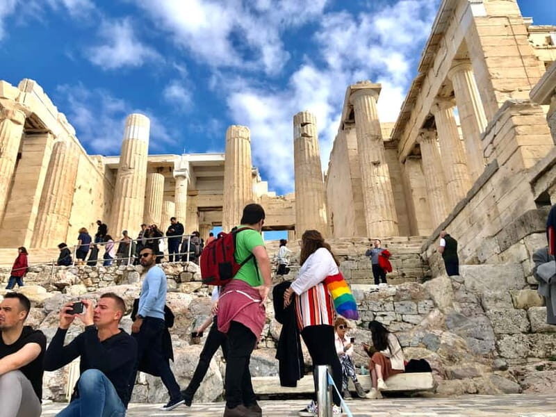 Athens: Acropolis Guided Tour in Spanish-Option Tickets - Propylaea and the Gallery of Eumenes: gateway energy