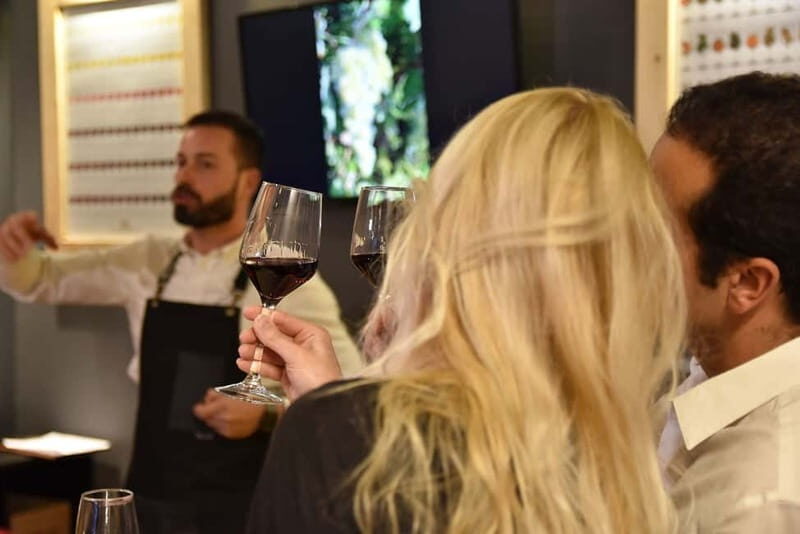 Athens: Acropolis Wine Tasting with Cheese and Olives - How You Learn to Spot Quality Wine (Without Snobbery)