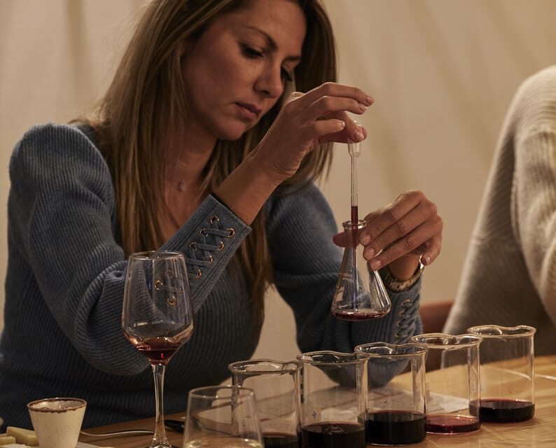 Athens: Create Your Own Wine-Workshop under the Acropolis - Blending Like an Oenologist: Your Choices Become the Flavor