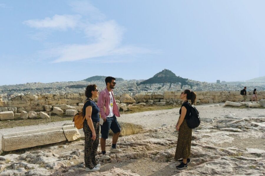 Athens: First Access Acropolis and Parthenon Guided Tour - The payoff of first entry at 8:00