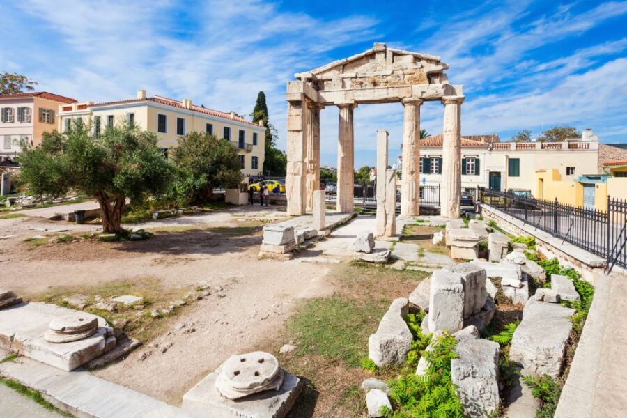 Athens: Plaka to Acropolis Smartphone Audio Tour - Acropolis myths and architecture: listening while you look