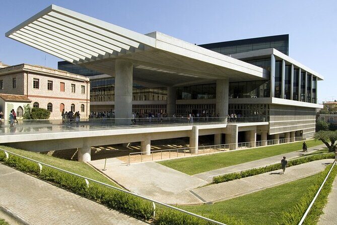 Athens sightseeing Spanish guided tour with Acropolis and museum - Guides make it (and you’ll see it fast)
