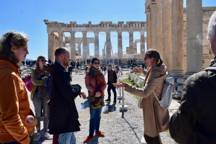 Athens: The Acropolis and Acropolis Museum Tour in Dutch - Price and value: what $152 covers and why it’s not just entry tickets