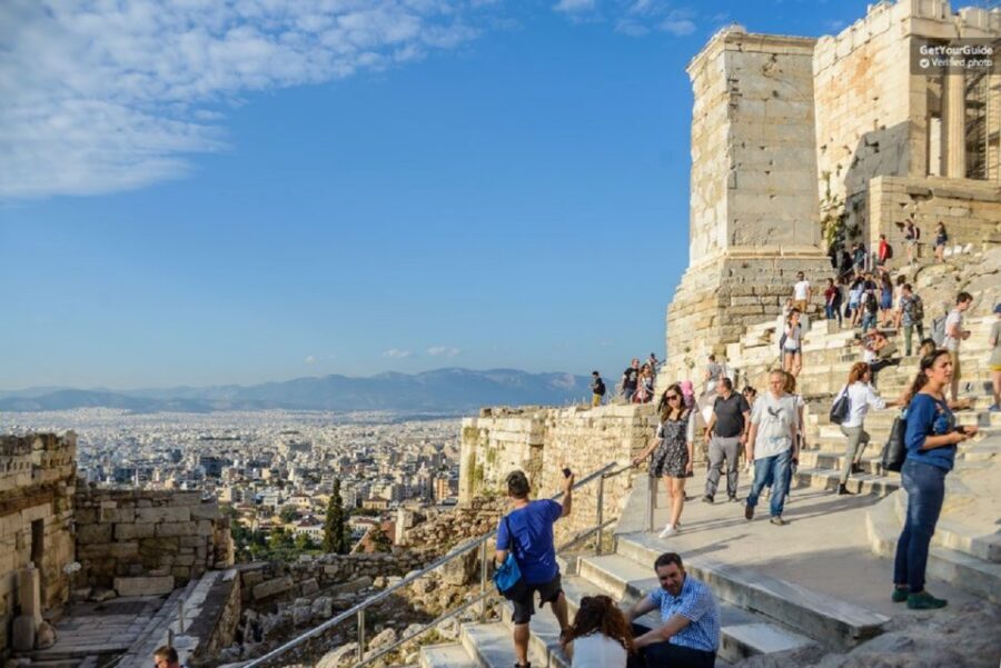 Athens: The Acropolis Walking Group Tour with a French Guide - The views: what to watch for when you time it right