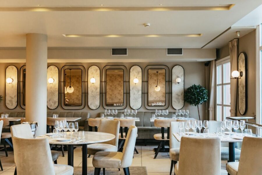 Athens: Wine Tasting with a Sommelier under the Acropolis - Greek tapas pairings that explain the flavor