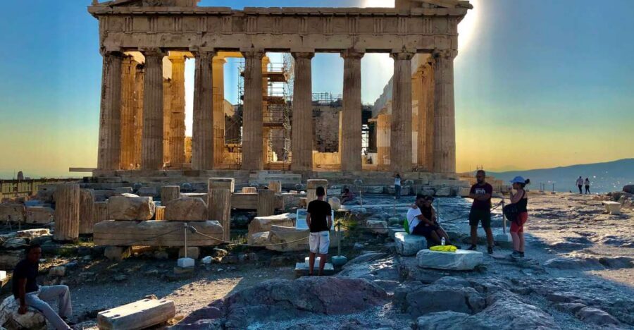 Athens:Acropolis - Historical Center Walking Tour in Spanish - Key things to know before you go