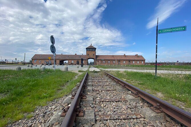 Auschwitz Birkenau and Salt Mine Full Day Guided Tour from Krakow hotel pick up - Krakow pick-up, comfort, and getting to Auschwitz on time