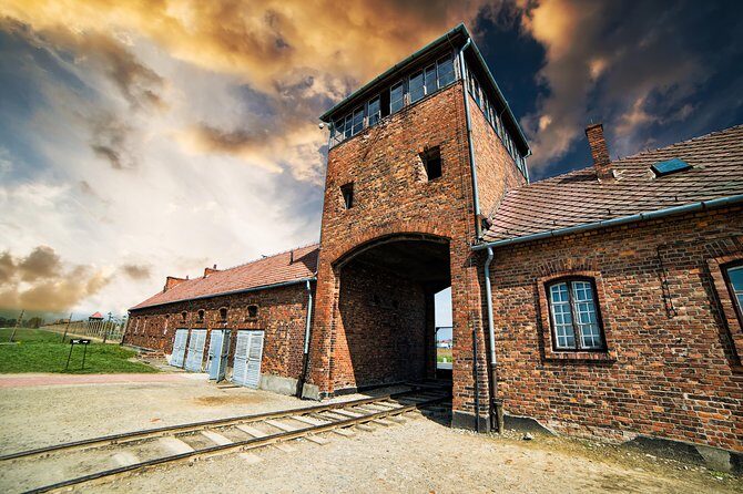 Auschwitz Birkenau and Wieliczka Salt Mine Guided Full Day Tour - A full day that connects Krakow to Auschwitz and Wieliczka