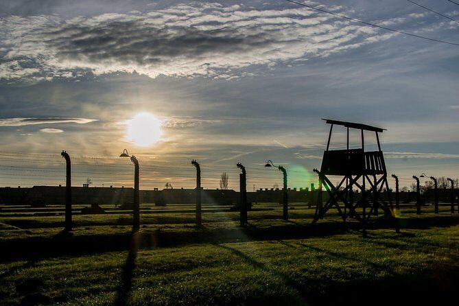 Auschwitz Birkenau Guided Tour with Ticket Hotel Pickup Small Van - Auschwitz I: the part that can feel like a lesson in airlessness
