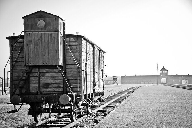 Auschwitz Birkenau Transfer and Guide with Salt Mine Combo Option - Practical Tips: How to Make This Long Day Feel Manageable