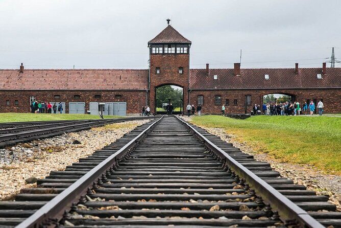 Auschwitz Museum and Salt Mine Tour with Private Transport - Auschwitz I and Birkenau: what you’re seeing and what the guide helps with