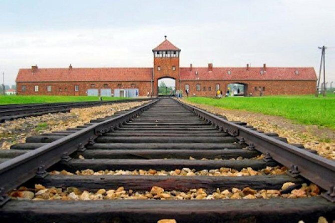 Auschwitz Trip From Krakow - English Speaking Guided Tour - Pickup times, exact meeting info, and how to avoid the usual day-of stress