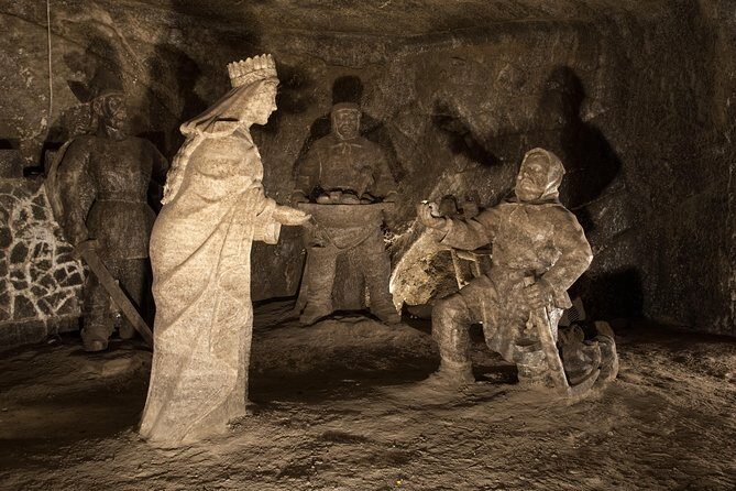 Auschwitz & Wieliczka ONE DAY Guided Tour +Private Transportation - After Auschwitz: The Choice Between Direct Transport and Lunch Stop